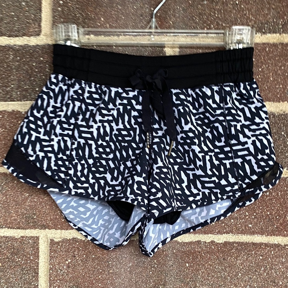 Lululemon hotty hot shorts